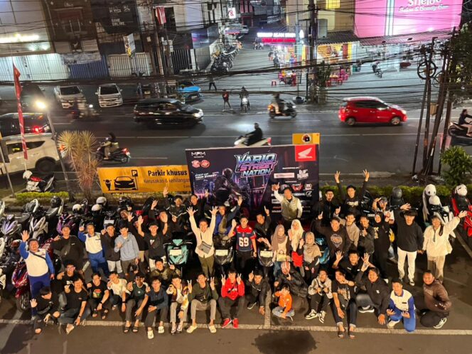 
Ratusan Bikers Honda Meriahkan Vario Street Nation di Malang