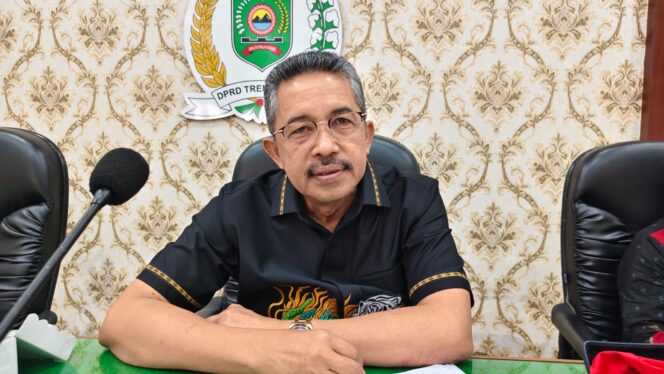
Keren, Pansus III DPRD Trenggalek Finalisasi Raperda Perlindungan Ketenagakerjaan