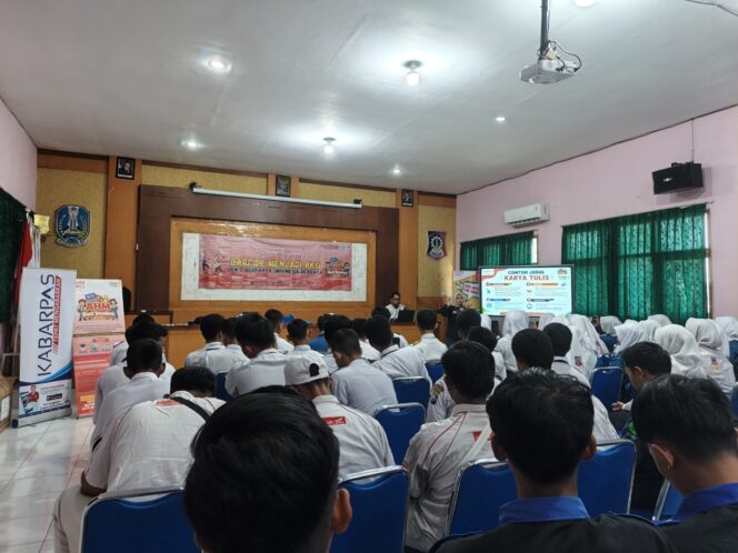 
​Ratusan Pelajar se-Pasuruan Raya Antusias Ikuti Seminar Inspiratif Bertajuk Gen Z Berkarya, Indonesia Berdaya