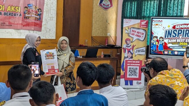 
Ratusan Pelajar Pasuruan dan Sekitarnya Ikuti Seminar Inspiratif AHM Best Student 2026
