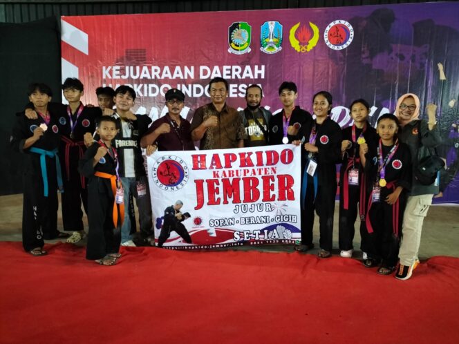 
Hapkido Jember Bawa Pulang 8 Medali dari Banyuwangi, Pelatih Bidik Prestasi Lebih Tinggi