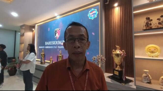 
Kasus Gudang Solar Bersubsidi di Jember Berlanjut, Bareskrim Tetapkan Pemilik Gudang sebagai Tersangka