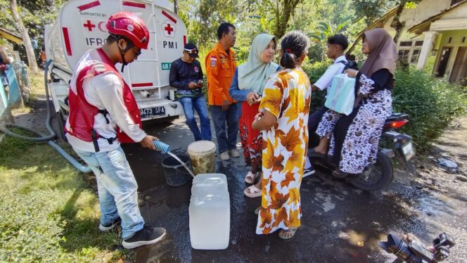 
BPBD Jember Petakan Wilayah Rawan Kekeringan, Siapkan Distribusi Air Bersih