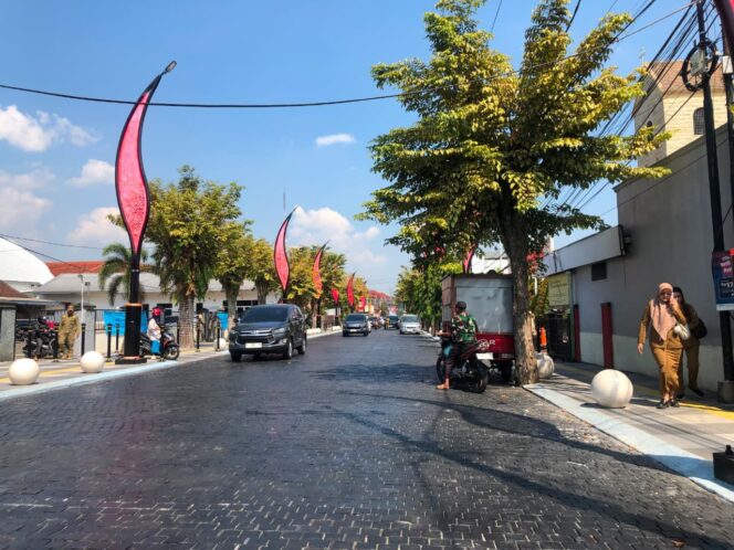 
Pemkab Jember Targetkan Food Street Jalan Kartini-Gatot Subroto Beroperasi Akhir 2026