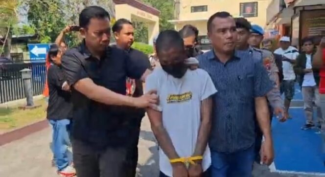
Buron Hampir 2 Pekan, Pelaku Pembunuh Manusia Silver Berhasil Ditangkap Polisi