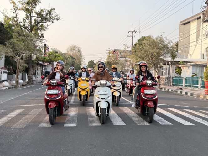
Blitar BerStylo Bersama Pererat Kebersamaan Pengguna New Honda Stylo 160