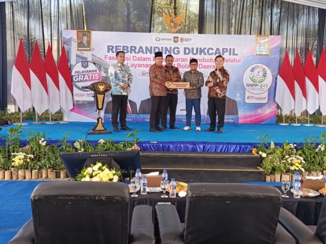 
Rebranding Dukcapil Digelar di Jember, Peta Cinta Dapat Dukungan Dirjen Dukcapil hingga Ombudsman RI