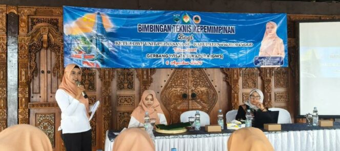 
Perkuat Kapasitas, DWP Kabupaten Probolinggo Gelar Bimtek Kepemimpinan Bagi Ketua DWP Unit Pelaksana