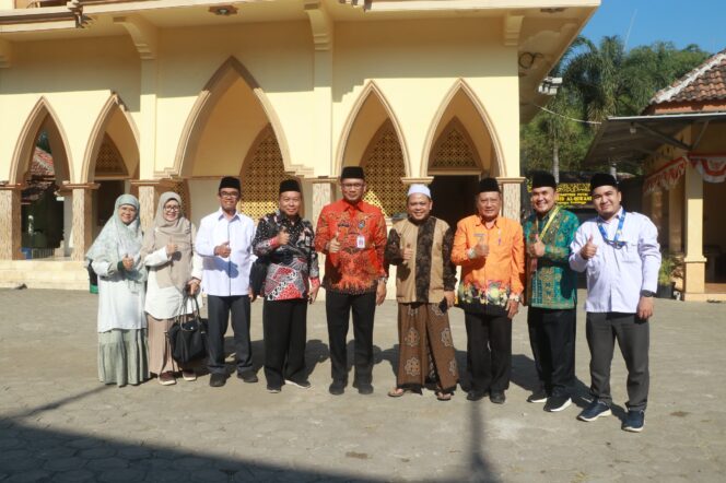
IPB Dorong Pesantren di Kabupaten Probolinggo Jadi Pelopor Ketahanan Pangan