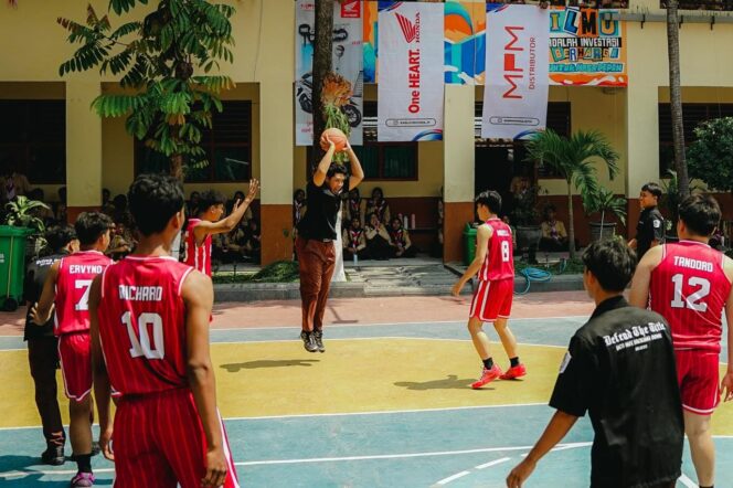 
Jelang Honda DBL 2026, MPM Honda Jatim Sapa Pelajar Lewat School Roadshow