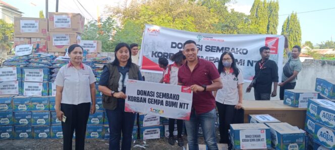 
MPM Honda Jatim dan YAHM Salurkan Bantuan, Dukung Pemulihan Masyarakat NTT