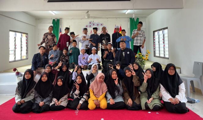 
Menjangkau Indonesia di Negeri Jiran, Mahasiswa FIS UM Hadir di Tengah Generasi Muda An-Nahdloh Malaysia