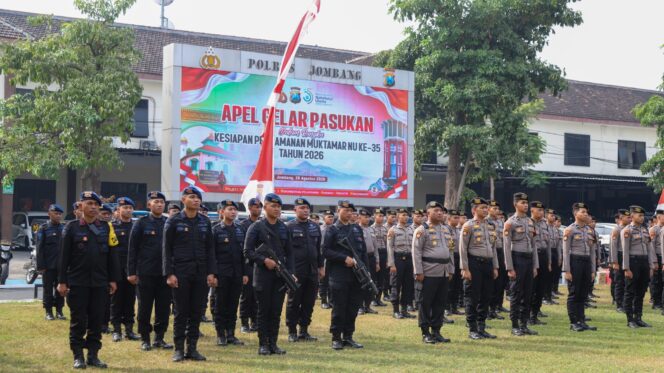 
Polres Jombang Apel Gelar Pasukan, Pengamanan Rangkaian Muktamar NU ke-35 