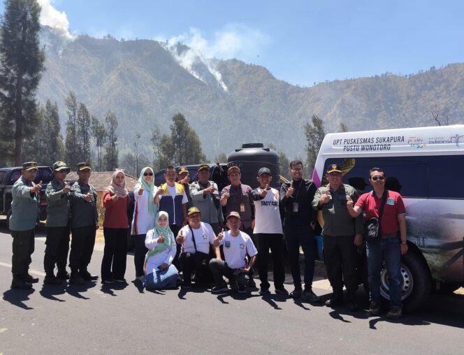 
FKPS Salurkan 30 Ribu Masker Bagi Masyarakat Terdampak Karhutla Bromo