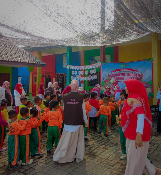
Ratusan Peserta Padati Senam Bersama RA dan KB Al-Firdaus Pasuruan