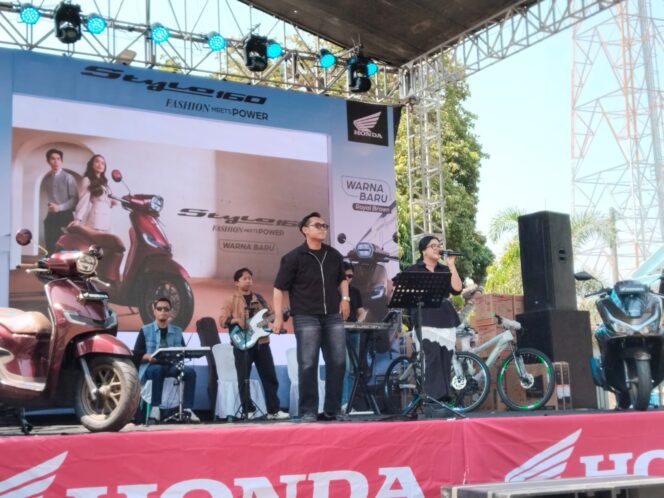 
Honda Stylo 160 Urban Fest Hadir di Blitar, Padukan Gaya dan Performa