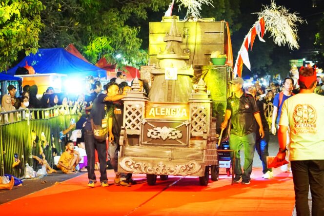 
Purworejo Night Carnival Semarak, Mas Adi Dorong Karang Taruna Jadi Penggerak Kreativitas Pemuda