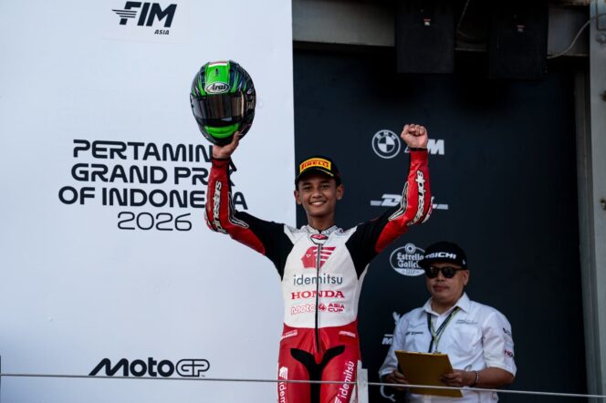 
Melesat di Tengah Persaingan Ketat, Bintang dan Resky Naik Podium Moto4 Asia Cup