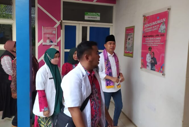 
Minggu Tetap Pantau Pelayanan, Gus Fawait Bidik Perbaikan Fasilitas Puskesmas