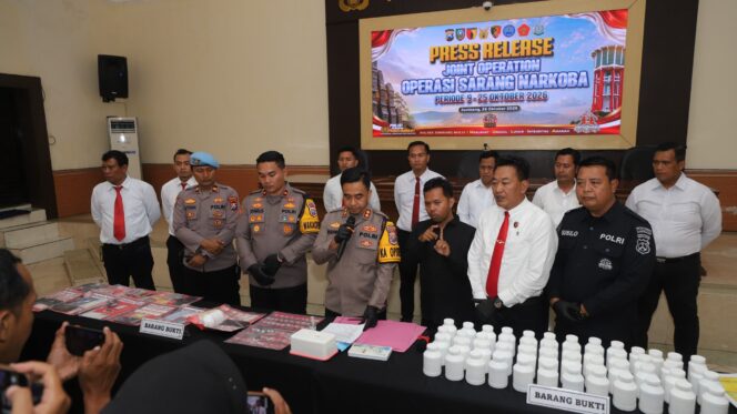 
					Polres Jombang Bongkar 41 Kasus Narkoba Selama Tiga Bulan dan 51 Orang Jadi Tersangka