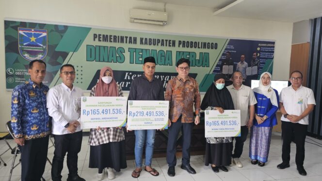 
					BPJS Ketenagakerjaan Serahkan Santunan Rp550 Juta kepada Ahli Waris Tiga Korban Karhutla Bromo